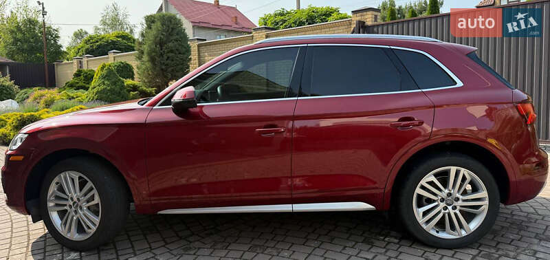 Внедорожник / Кроссовер Audi Q5 2017 в Запорожье