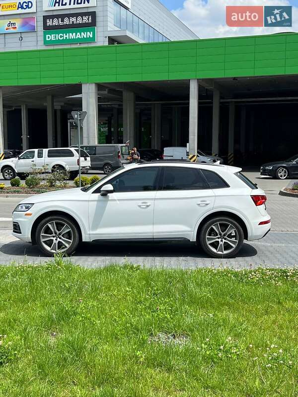 Внедорожник / Кроссовер Audi Q5 2018 в Львове