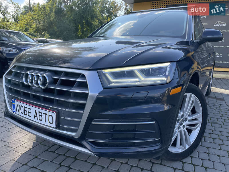 Позашляховик / Кросовер Audi Q5 2017 в 
