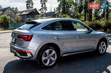 Внедорожник / Кроссовер Audi Q5 2022 в 