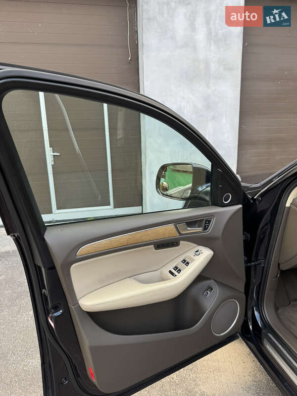 Позашляховик / Кросовер Audi Q5 2013 в Луцьку