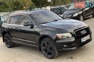 Внедорожник / Кроссовер Audi Q5 2012 в 