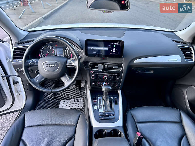 Позашляховик / Кросовер Audi Q5 2016 в Одесі