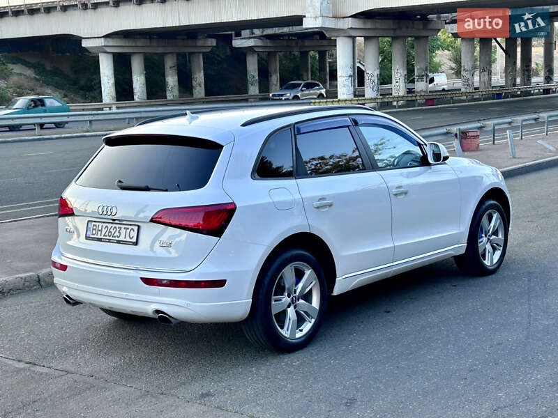 Позашляховик / Кросовер Audi Q5 2016 в Одесі