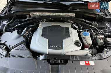 Внедорожник / Кроссовер Audi Q5 2010 в 