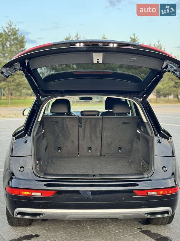 Внедорожник / Кроссовер Audi Q5 2019 в Самборе фото 14 Внедорожник / Кроссовер Audi Q5 2019 в Самборе