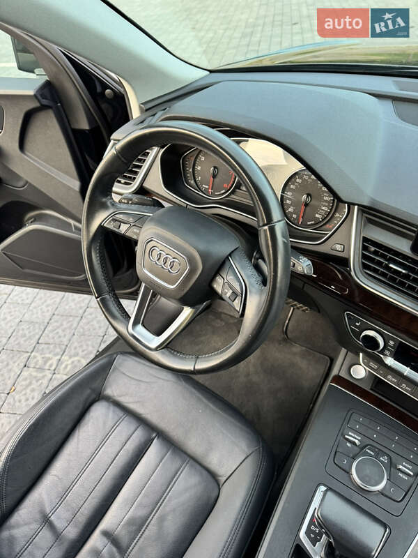 Внедорожник / Кроссовер Audi Q5 2019 в Самборе фото 23 Внедорожник / Кроссовер Audi Q5 2019 в Самборе