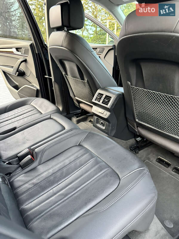 Внедорожник / Кроссовер Audi Q5 2019 в Самборе фото 28 Внедорожник / Кроссовер Audi Q5 2019 в Самборе