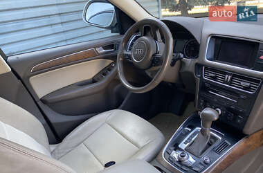 Внедорожник / Кроссовер Audi Q5 2012 в 