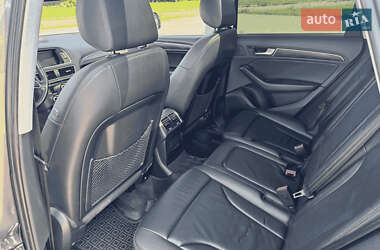 Внедорожник / Кроссовер Audi Q5 2015 в 