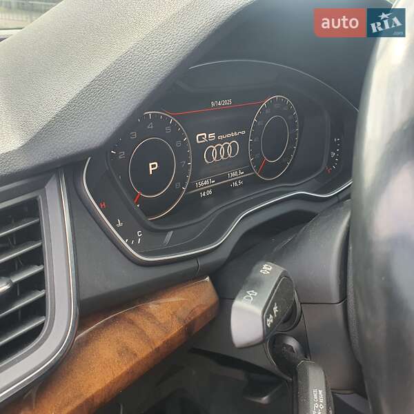 Внедорожник / Кроссовер Audi Q5 2017 в Луцке