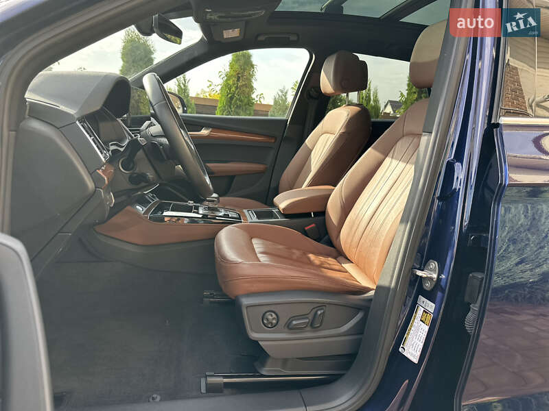 Внедорожник / Кроссовер Audi Q5 2022 в Черновцах
