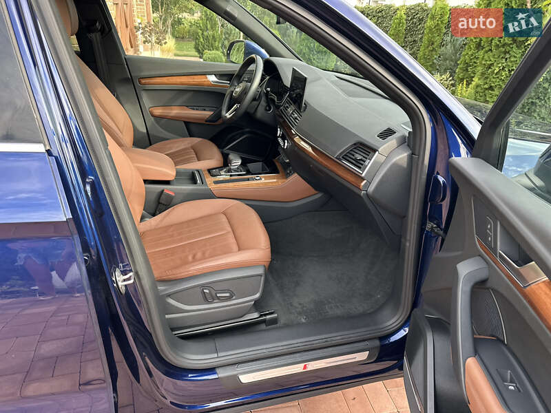 Внедорожник / Кроссовер Audi Q5 2022 в Черновцах