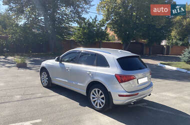 Внедорожник / Кроссовер Audi Q5 2009 в 