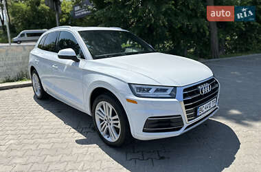 Позашляховик / Кросовер Audi Q5 2019 в  фото 3 Позашляховик / Кросовер Audi Q5 2019 в