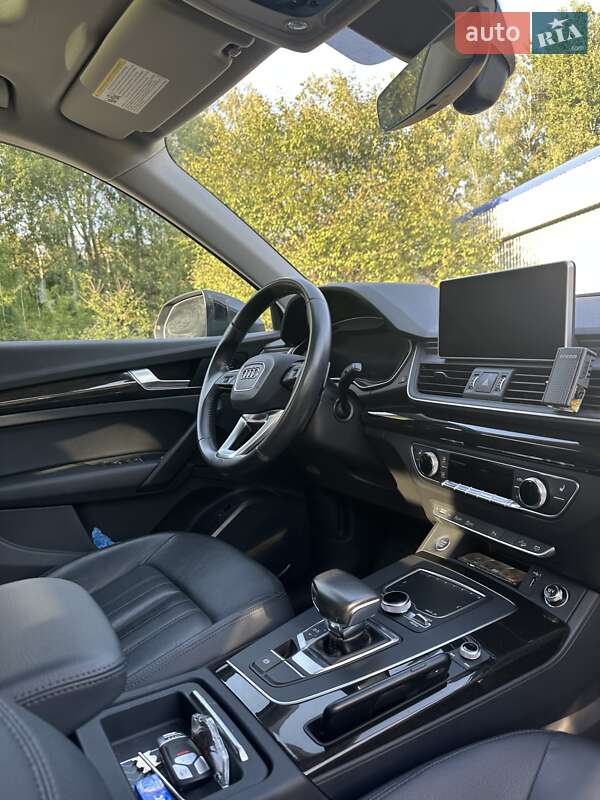 Позашляховик / Кросовер Audi Q5 2018 в Славуті фото 7 Позашляховик / Кросовер Audi Q5 2018 в Славуті
