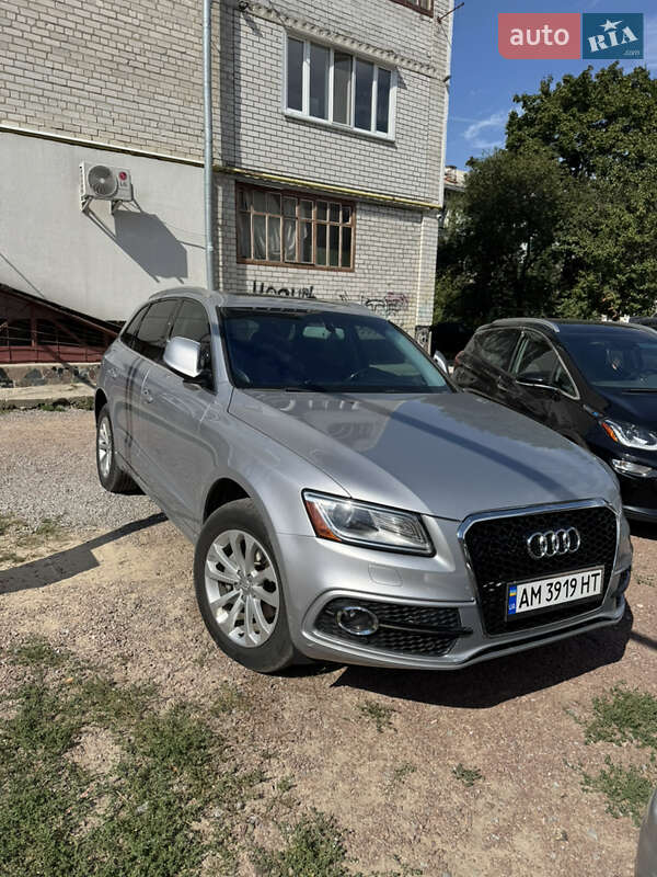 Внедорожник / Кроссовер Audi Q5 2015 в Коростышеве