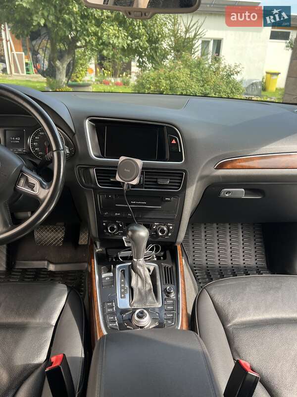 Внедорожник / Кроссовер Audi Q5 2011 в Львове