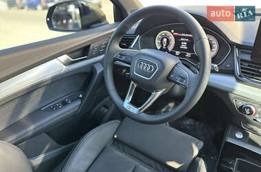 Внедорожник / Кроссовер Audi Q5 2024 в 