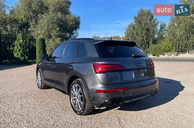 Внедорожник / Кроссовер Audi Q5 2024 в 