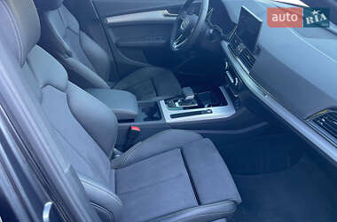 Внедорожник / Кроссовер Audi Q5 2024 в 