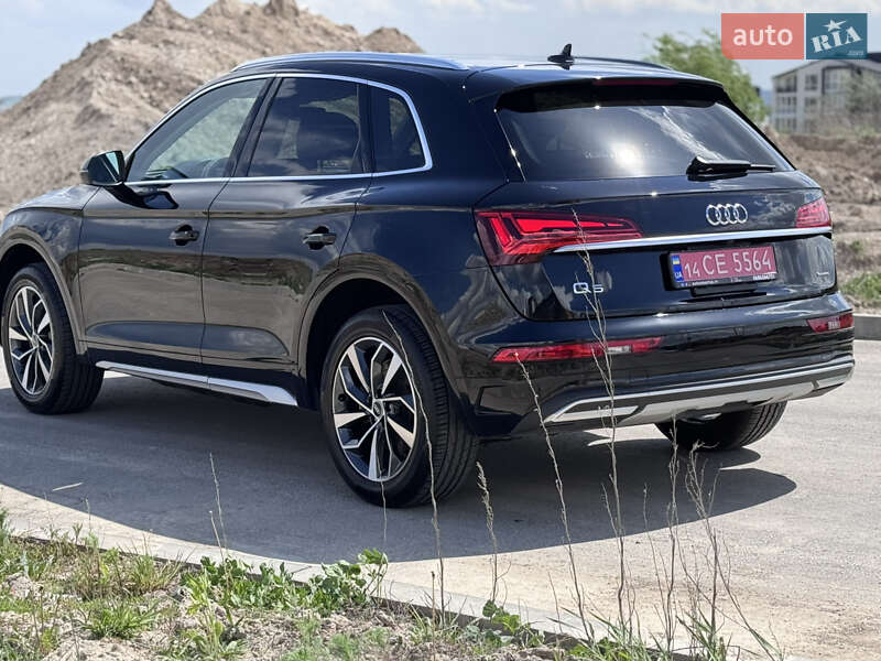Позашляховик / Кросовер Audi Q5 2020 в Рівному