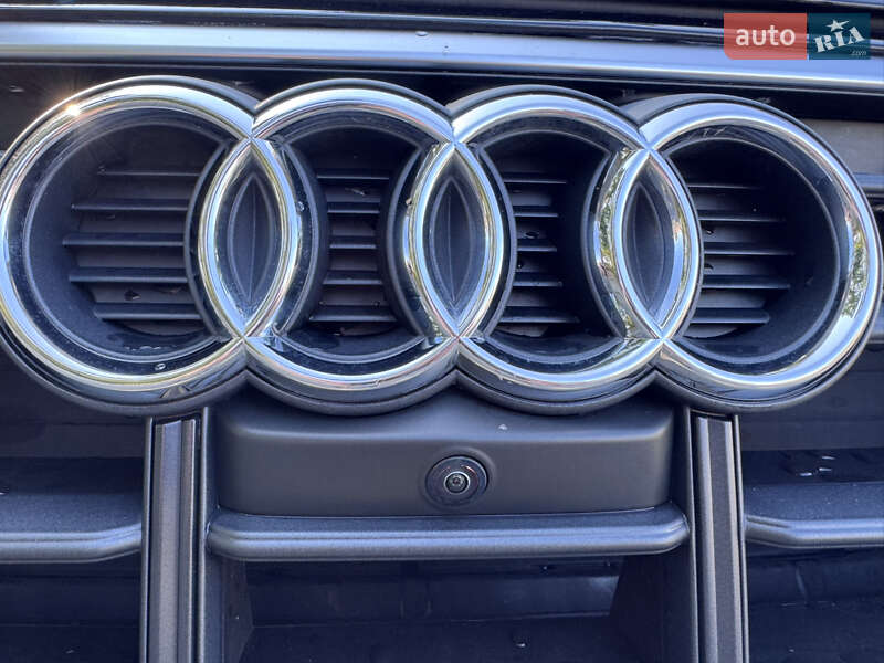 Позашляховик / Кросовер Audi Q5 2020 в Рівному