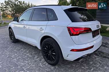 Внедорожник / Кроссовер Audi Q5 2023 в 