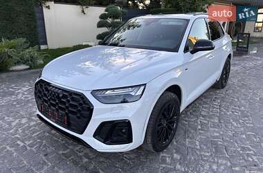 Внедорожник / Кроссовер Audi Q5 2023 в 