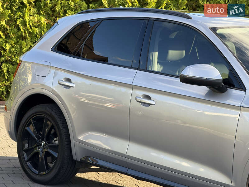 Внедорожник / Кроссовер Audi Q5 2018 в Стрые