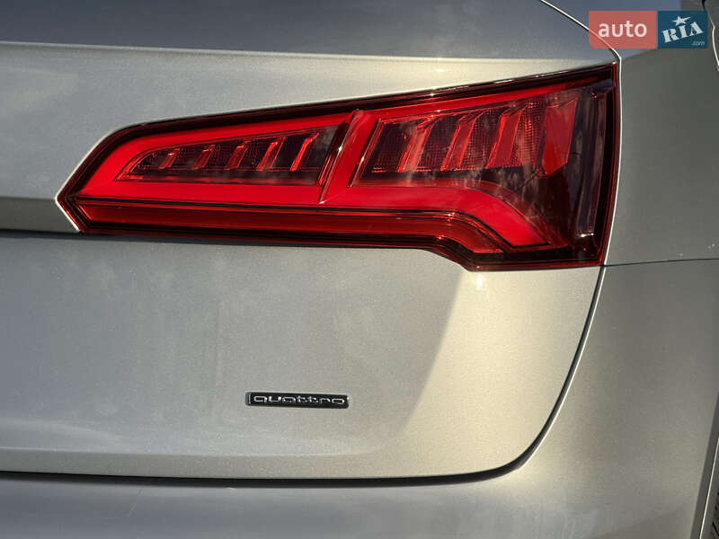 Внедорожник / Кроссовер Audi Q5 2018 в Стрые