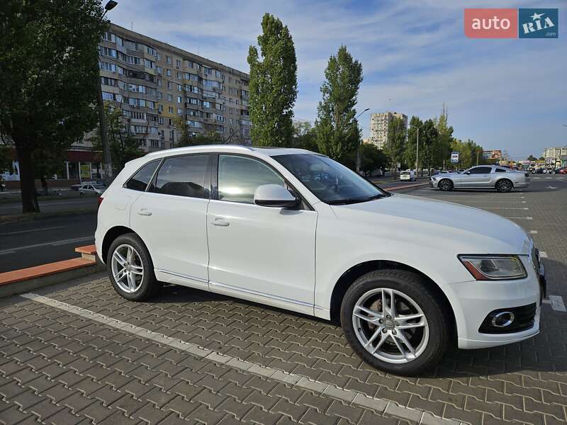 Внедорожник / Кроссовер Audi Q5 2012 в Одессе