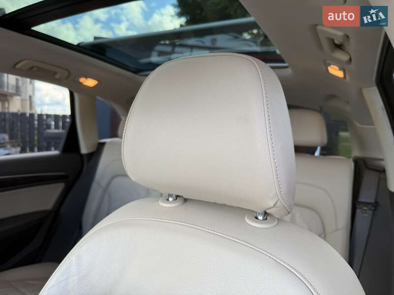 Внедорожник / Кроссовер Audi Q5 2015 в Стрые