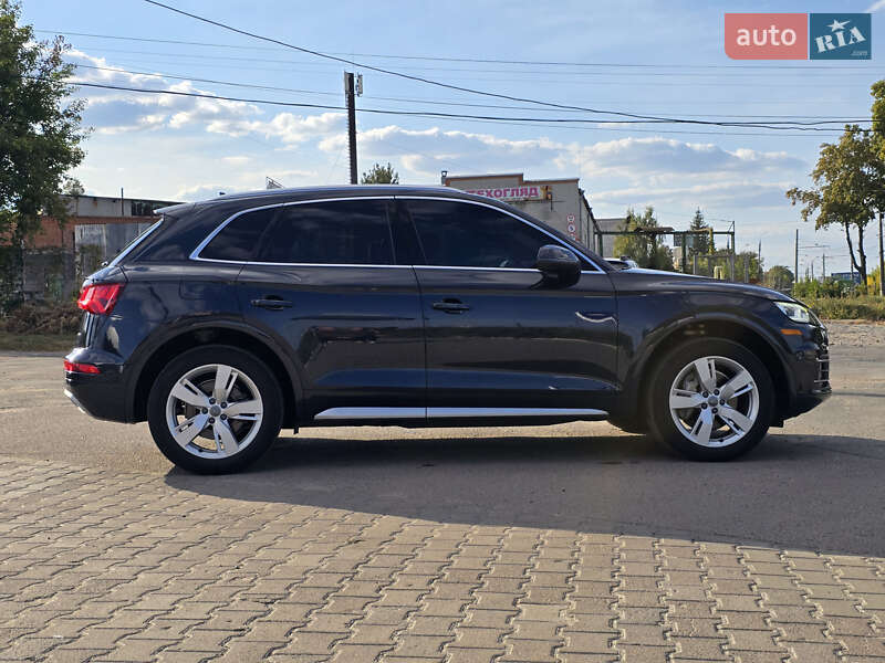 Внедорожник / Кроссовер Audi Q5 2019 в Сумах фото Внедорожник / Кроссовер Audi Q5 2019 в Сумах