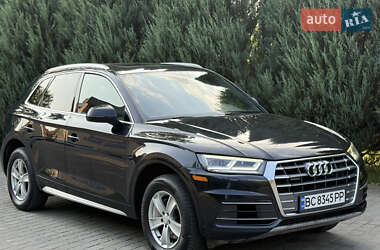 Внедорожник / Кроссовер Audi Q5 2017 в 