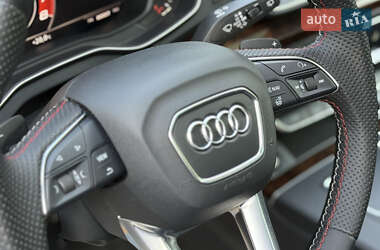 Внедорожник / Кроссовер Audi Q5 2017 в 