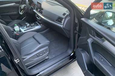 Внедорожник / Кроссовер Audi Q5 2020 в 
