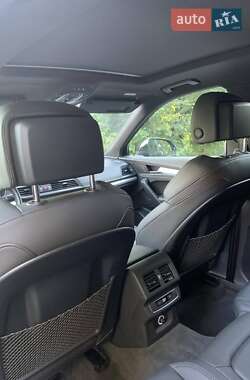 Внедорожник / Кроссовер Audi Q5 2020 в 