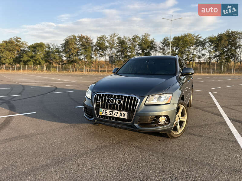 Позашляховик / Кросовер Audi Q5 2015 в Дніпрі