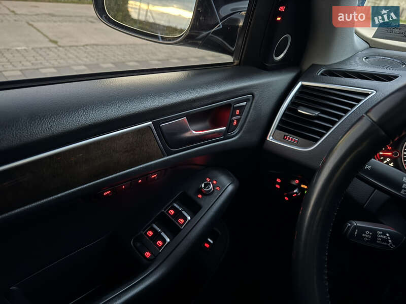 Позашляховик / Кросовер Audi Q5 2016 в Стрию