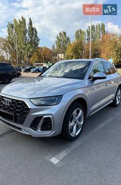 Внедорожник / Кроссовер Audi Q5 2022 в Запорожье