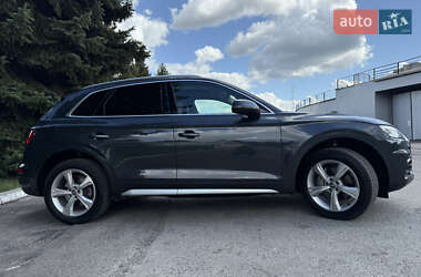 Позашляховик / Кросовер Audi Q5 2019 в Львові