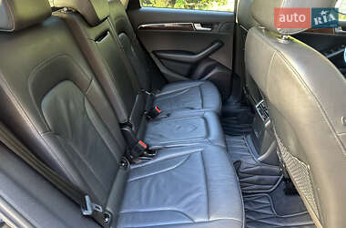 Внедорожник / Кроссовер Audi Q5 2012 в 