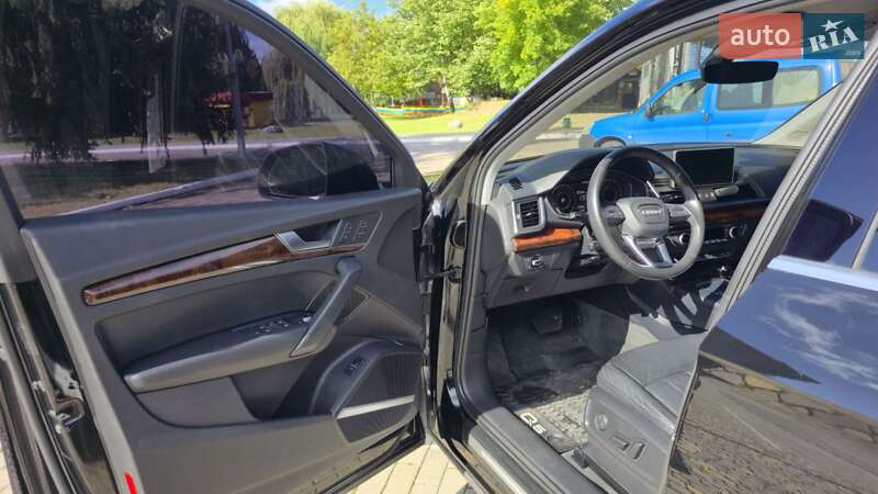 Внедорожник / Кроссовер Audi Q5 2018 в Луцке