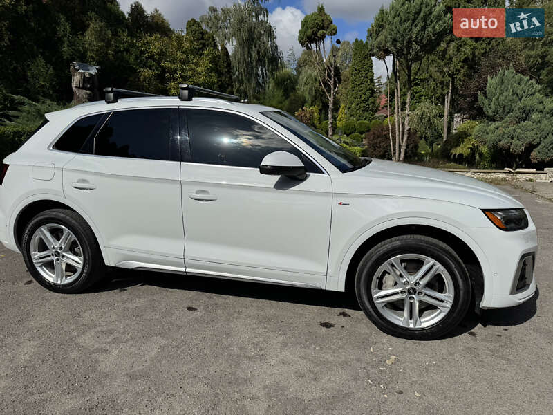 Внедорожник / Кроссовер Audi Q5 2020 в Тернополе