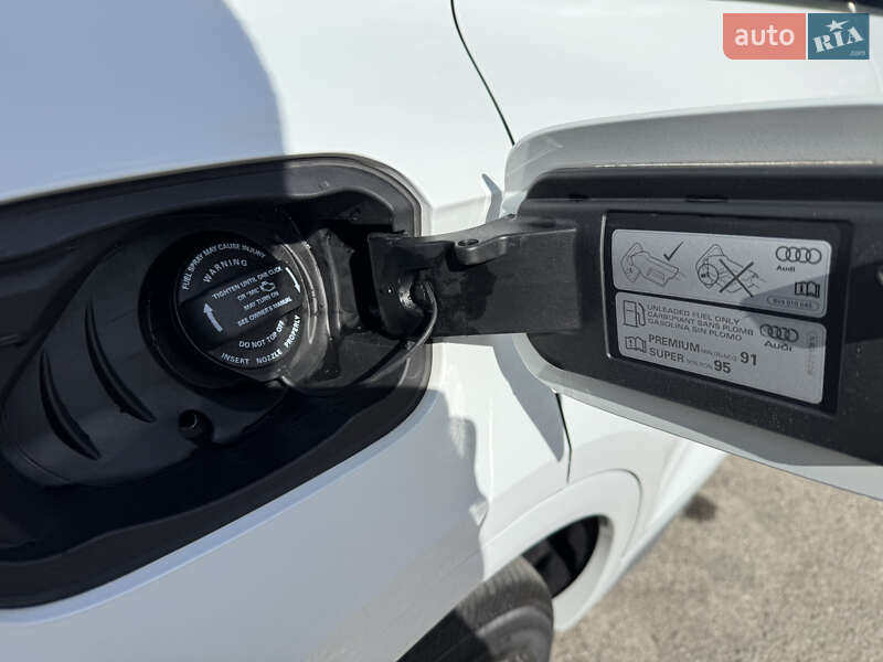 Внедорожник / Кроссовер Audi Q5 2020 в Тернополе