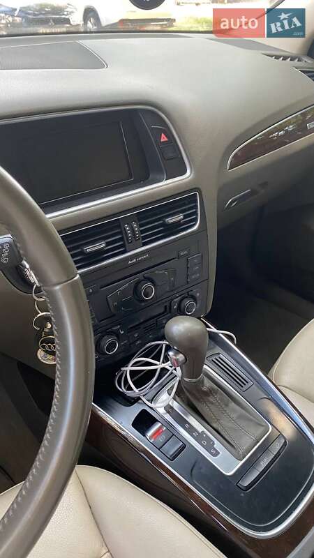 Позашляховик / Кросовер Audi Q5 2011 в Києві