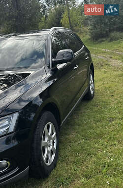 Позашляховик / Кросовер Audi Q5 2016 в 