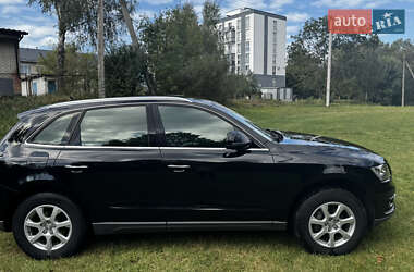 Позашляховик / Кросовер Audi Q5 2016 в 