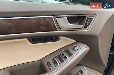 Позашляховик / Кросовер Audi Q5 2012 в 